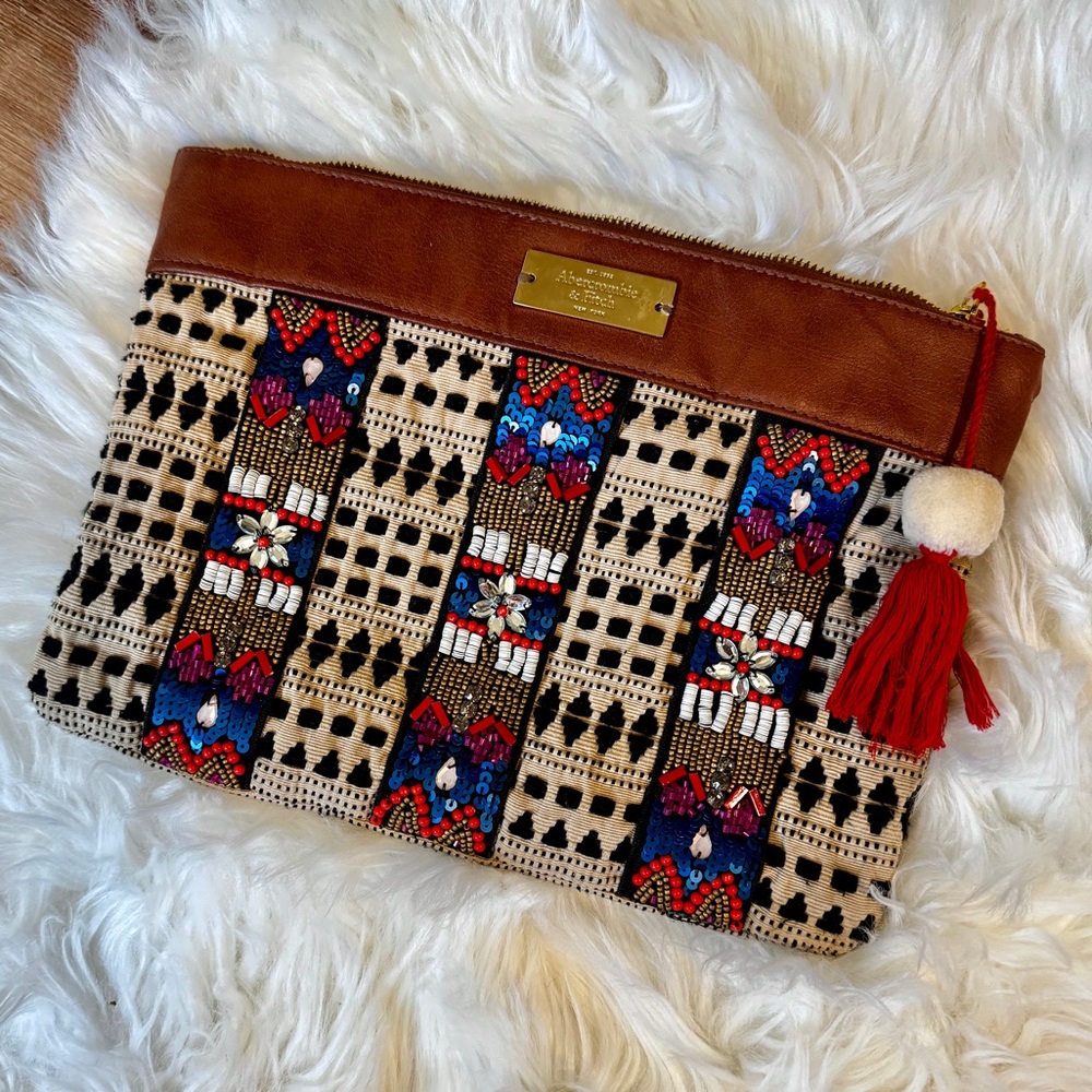 Beaded Abercrombie and Fitch Clutch Purse. Abercrombie bag. Excellent condition.